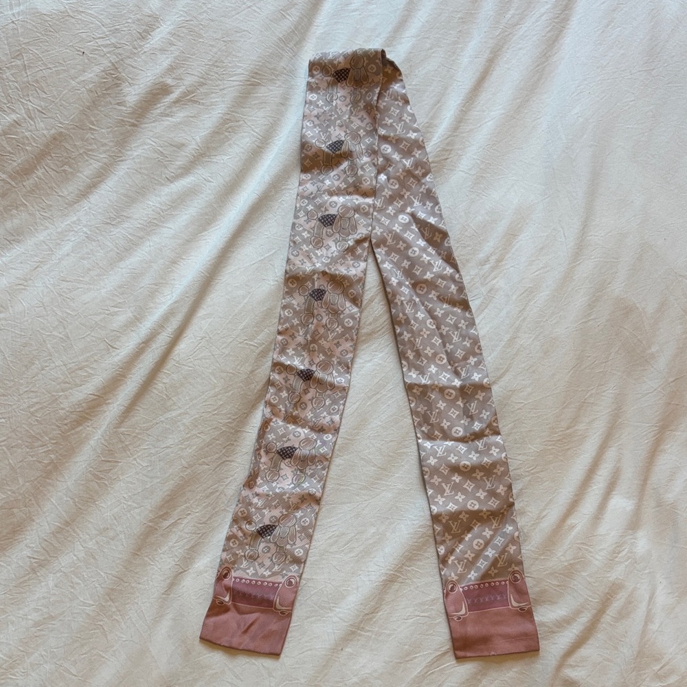 louis vuitton pink poodle purse scarf
